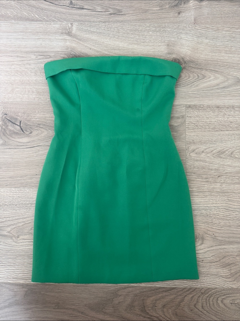 Hemline strapless Emerald Dress